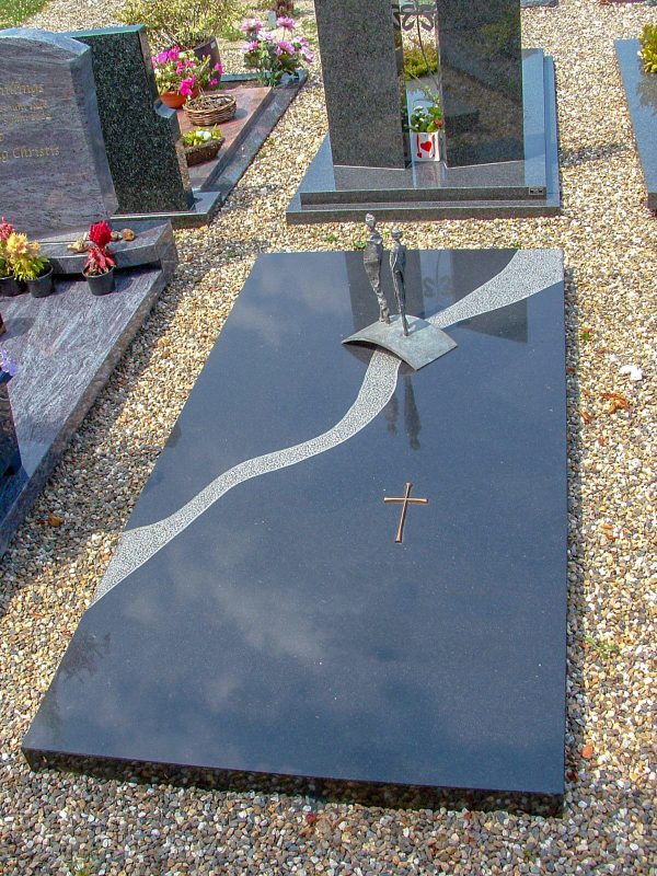 Enkel monument E85